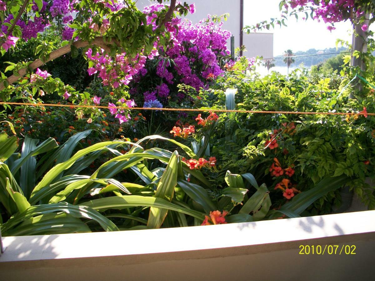 Apartmani Surlin Hvar Town Exterior foto